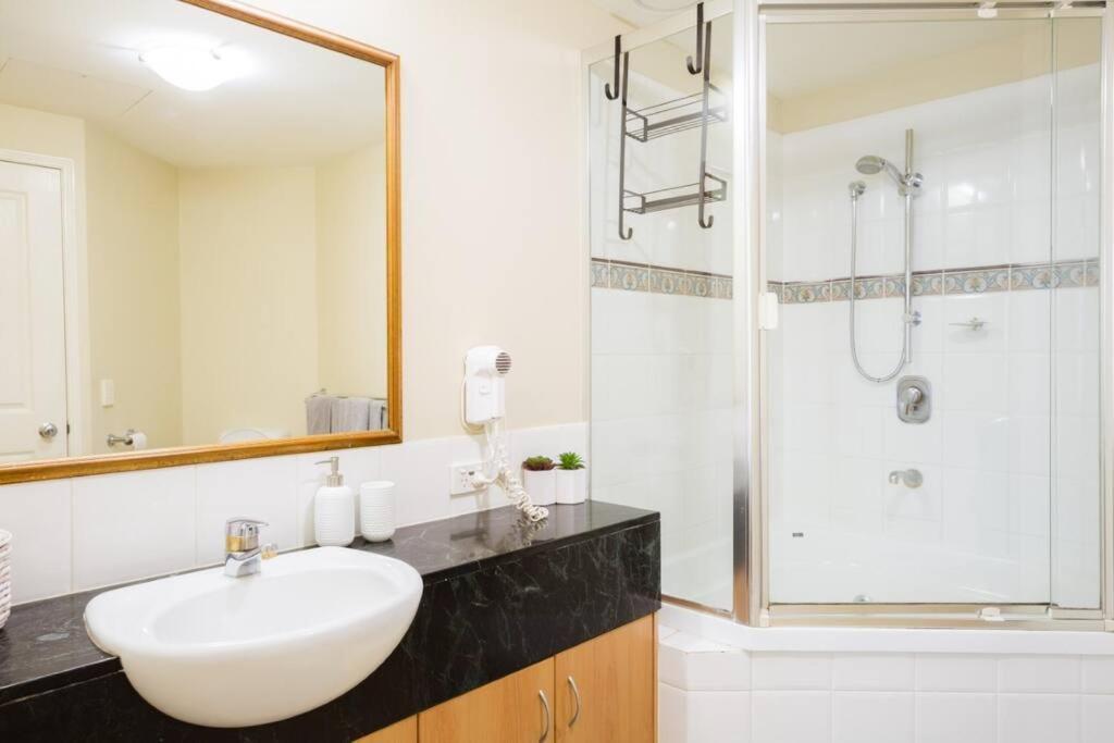 Gem In The Heart Of Mooloolaba - Landmark Resort Luaran gambar